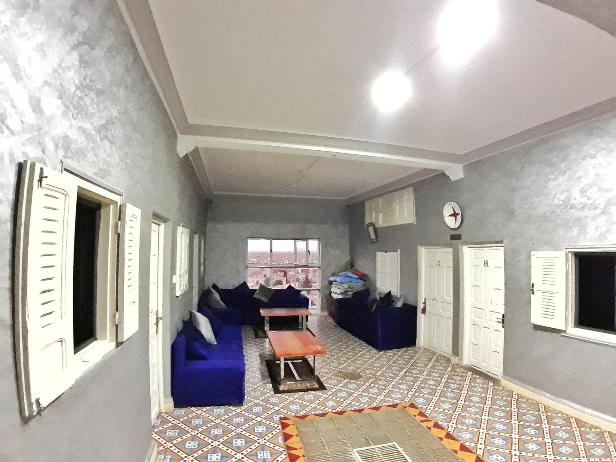 מידלת Hotel Restaurant Bougafer מראה חיצוני תמונה
