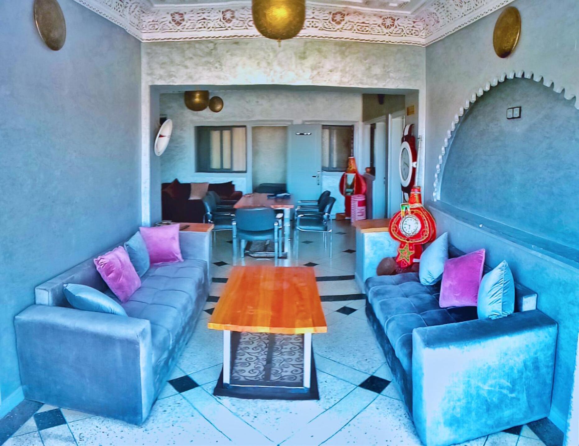 מידלת Hotel Restaurant Bougafer מראה חיצוני תמונה